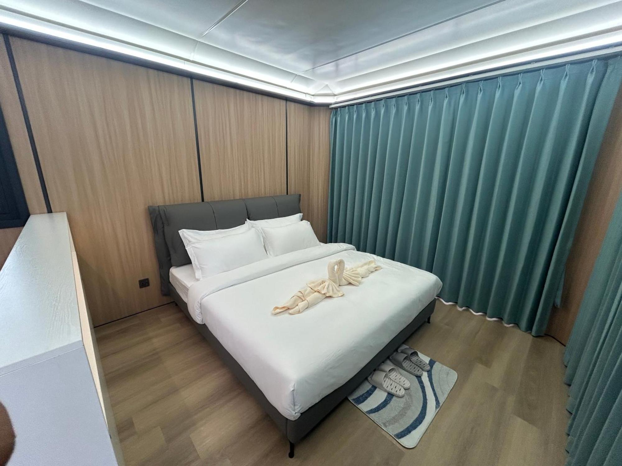 Space House Hotel Phuket Rawai Exterior photo
