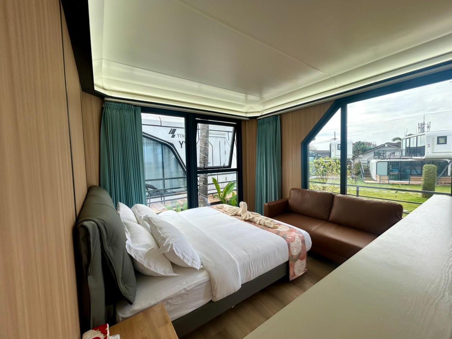 Space House Hotel Phuket Rawai Exterior photo
